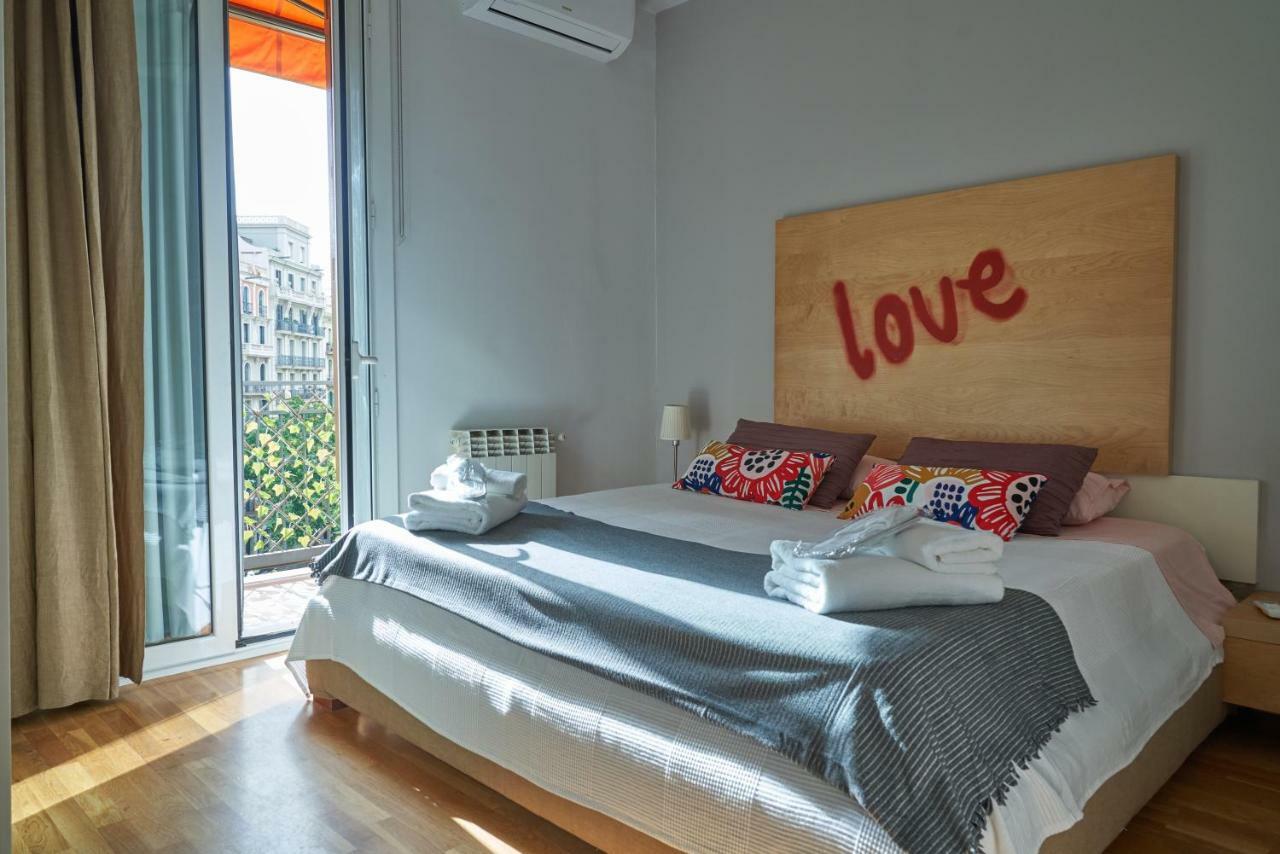 Spacious & Comfortable Flat In Centric Eixample Apartment